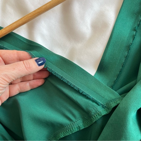 Screen-Worn Emerald Silk Dress Interview with the Vampire Stunt Costume Eglee - Picture 12 of 17